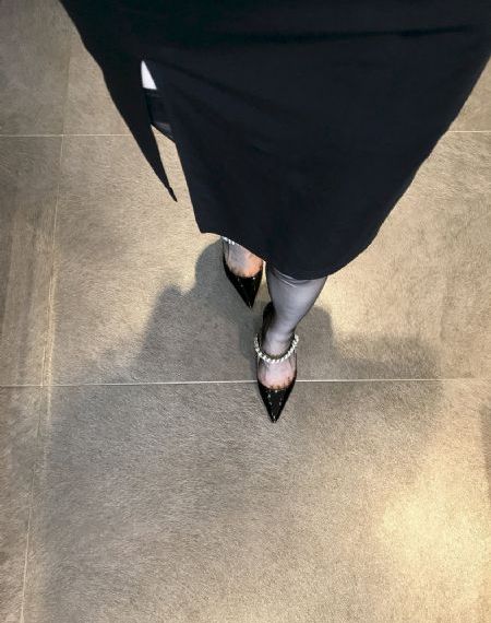 一对浑圆的胸乳被揉捏动态图_DVD动漫免费观看