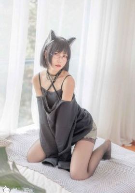 小白花的婬欲情史四重奏_免费观看