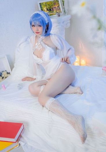 亚洲欧美制服亚洲区_超清在线观看视频